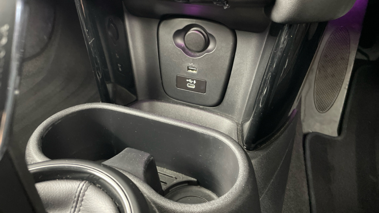 MINI Hatchback 135kW Cooper S Level 3 33kWh 3dr Auto Electric Hatchback